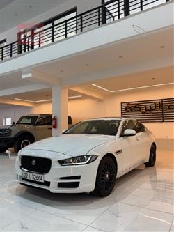 جاكوار XE